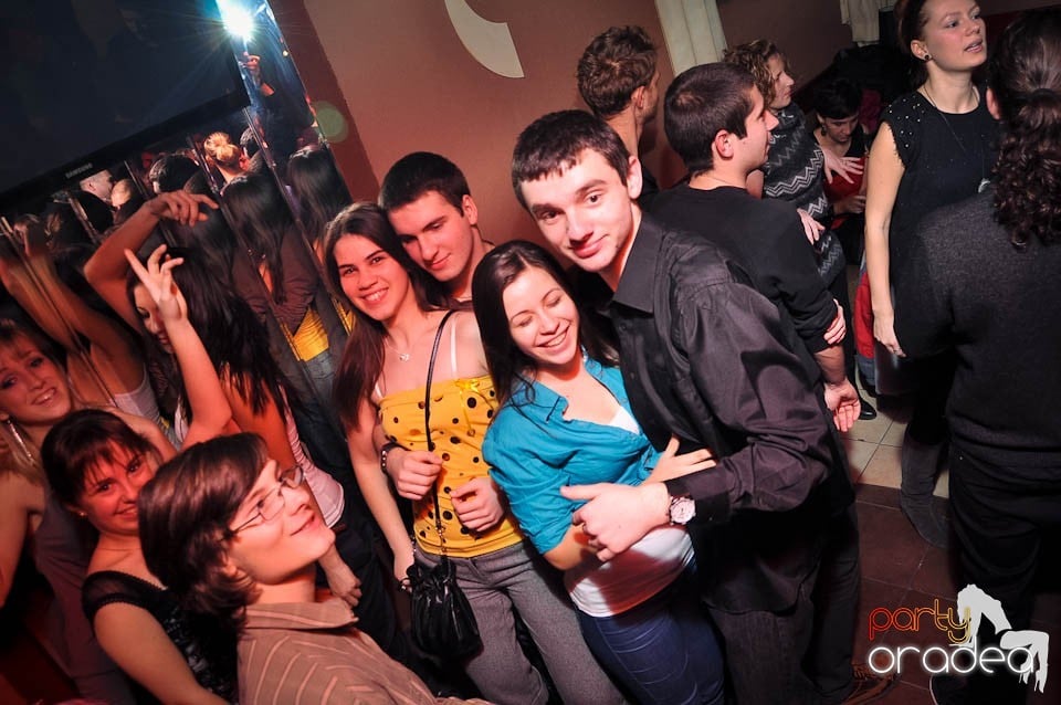 Distracţie în Chanson, 