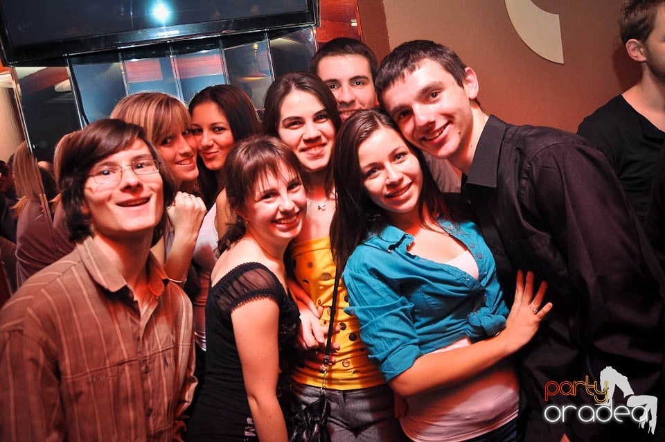 Distracţie în Chanson, 