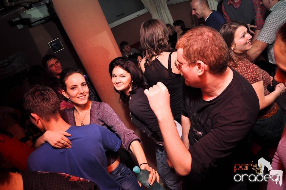 Distracţie în Chanson, 