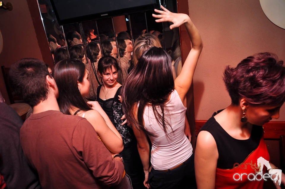 Distracţie în Chanson, 