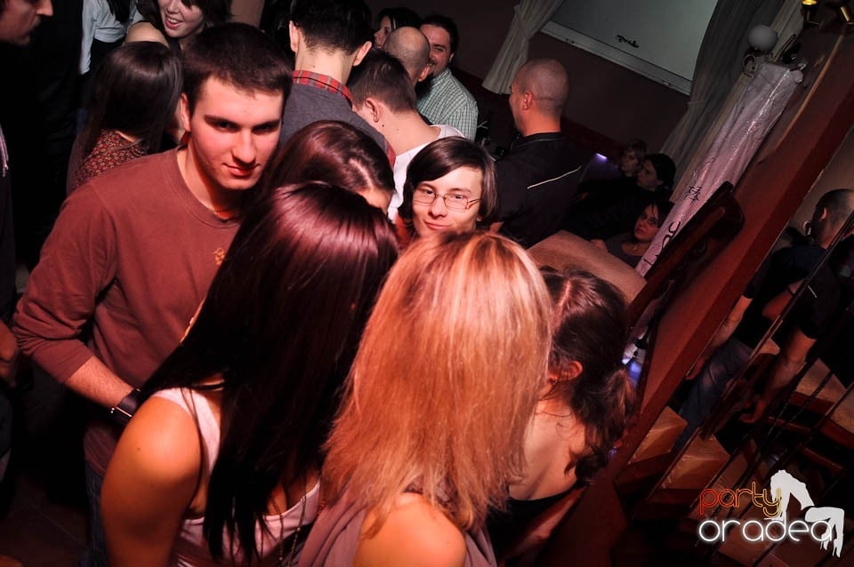 Distracţie în Chanson, 