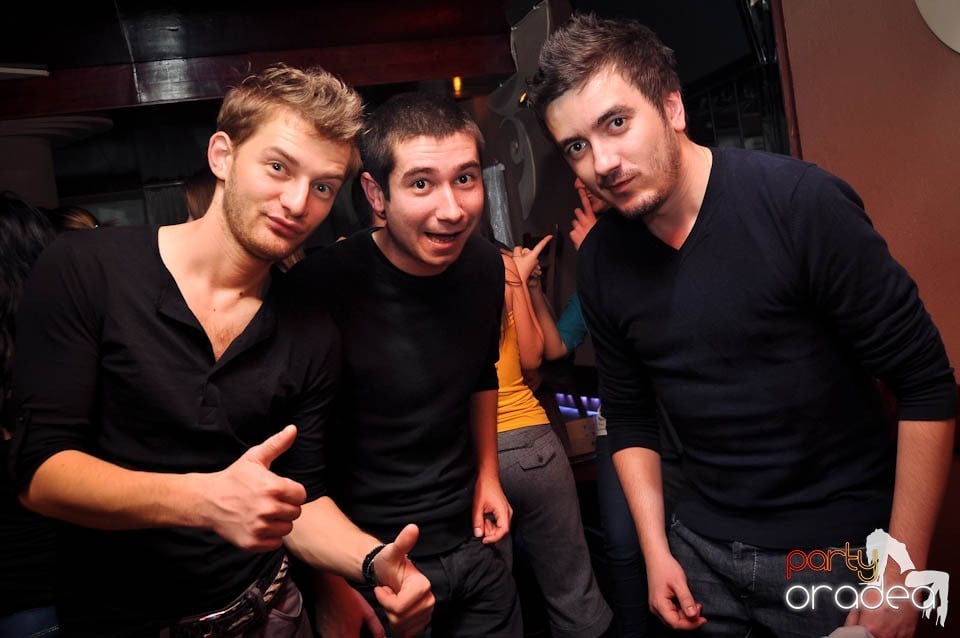 Distracţie în Chanson, 