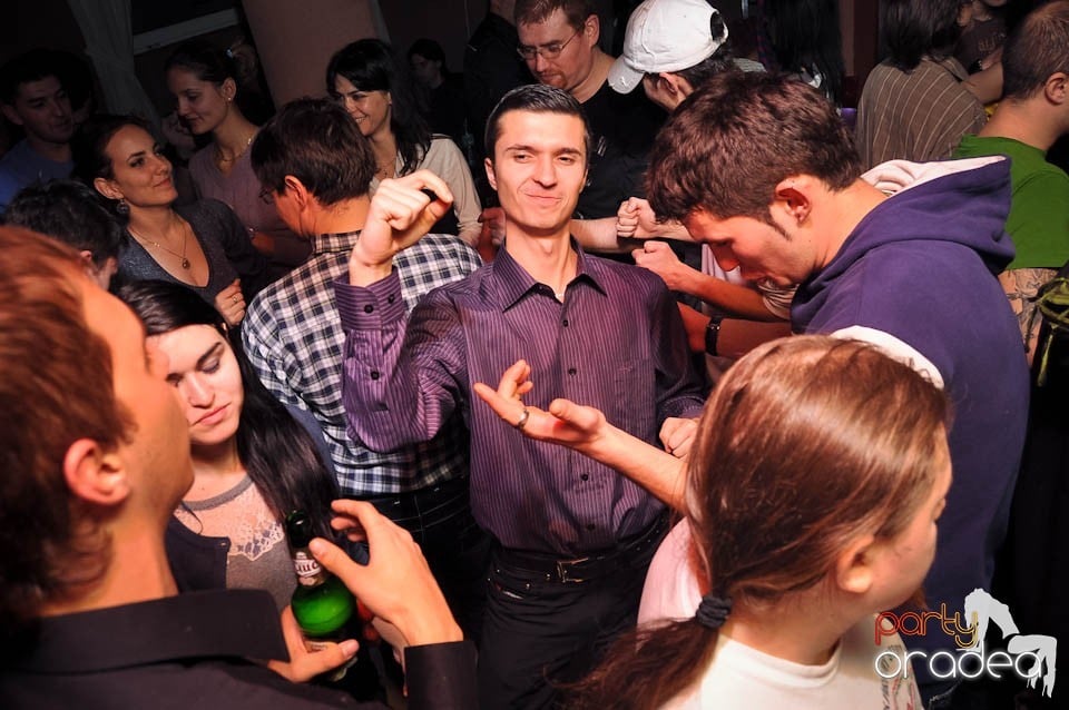 Distracţie în Chanson, 