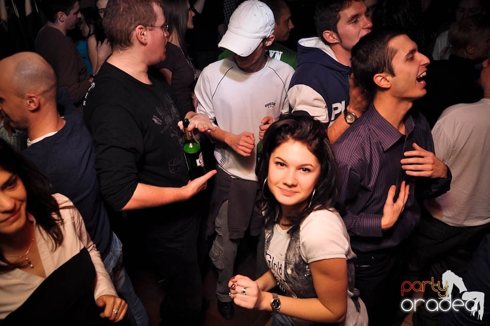 Distracţie în Chanson, 