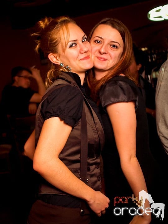 Distracţie în Chanson, 