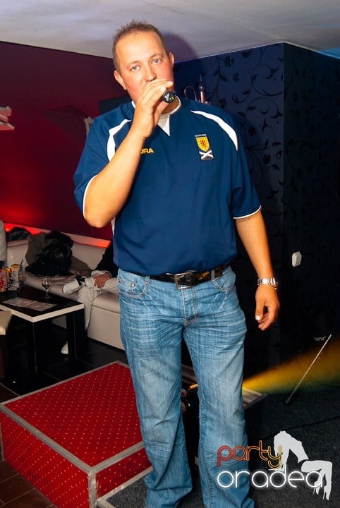 Distracţie în Club Atti's, 