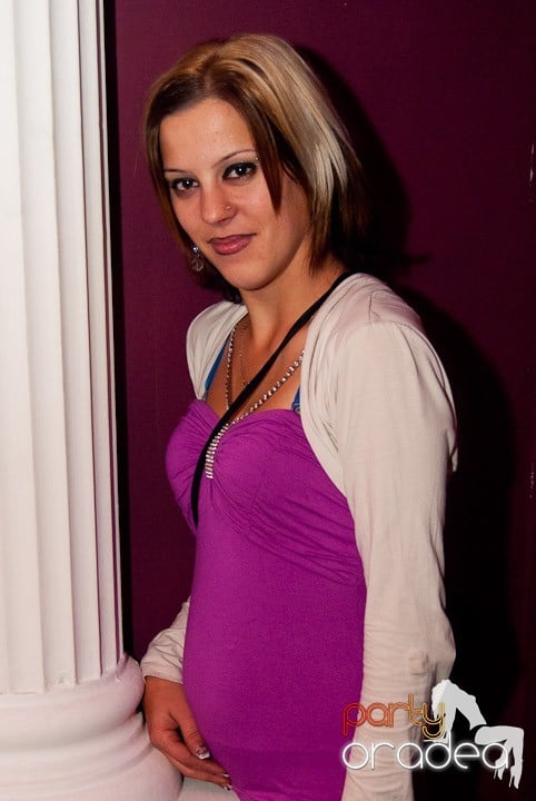 Distracţie în Club Atti's, 