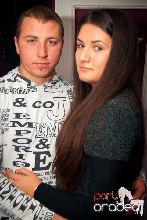 Distracţie în Club Atti's, 