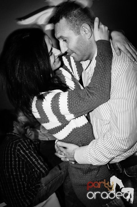 Distracţie în Club Atti's, 