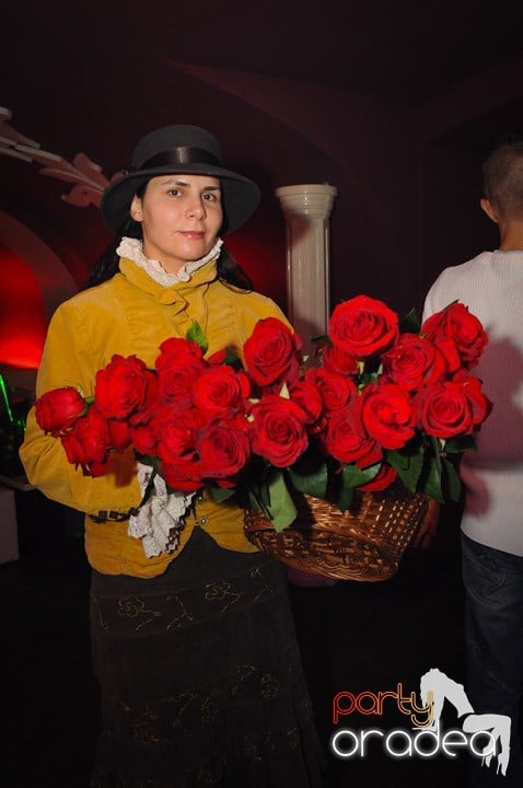 Distracţie în Club Atti's, 