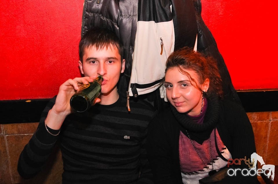 Distracţie în Club Downtown, 