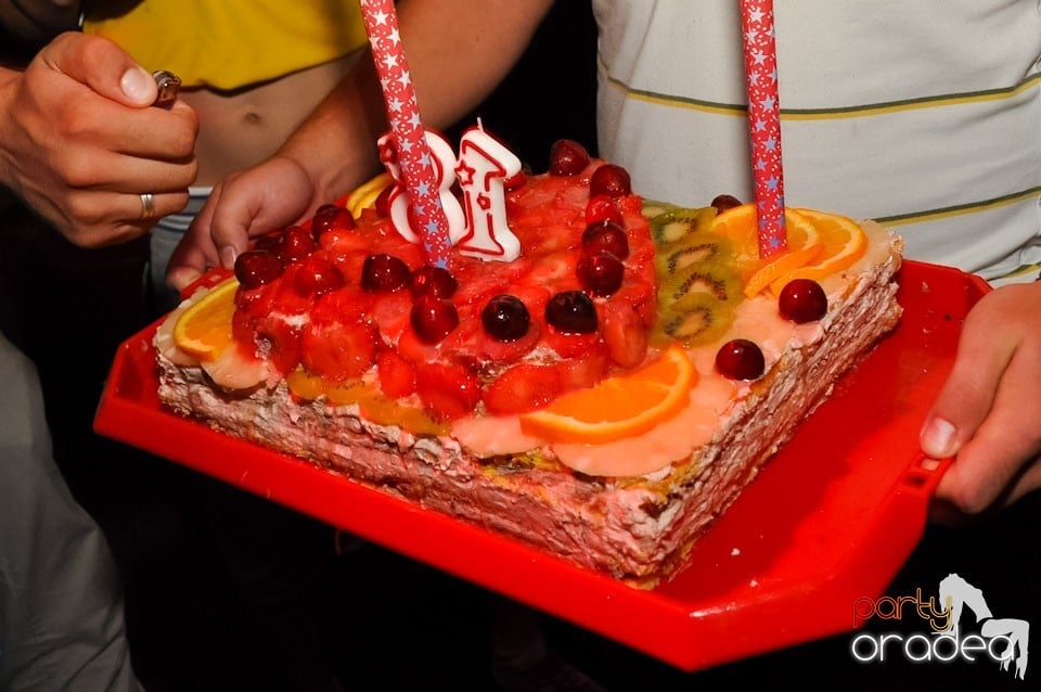 Distracţie în Club Downtown, 