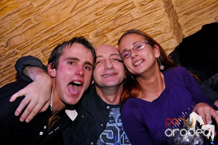 Distracţie în Club Downtown, 