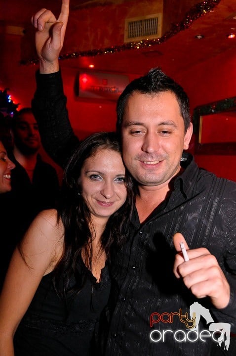 Distracţie în Club Downtown, 