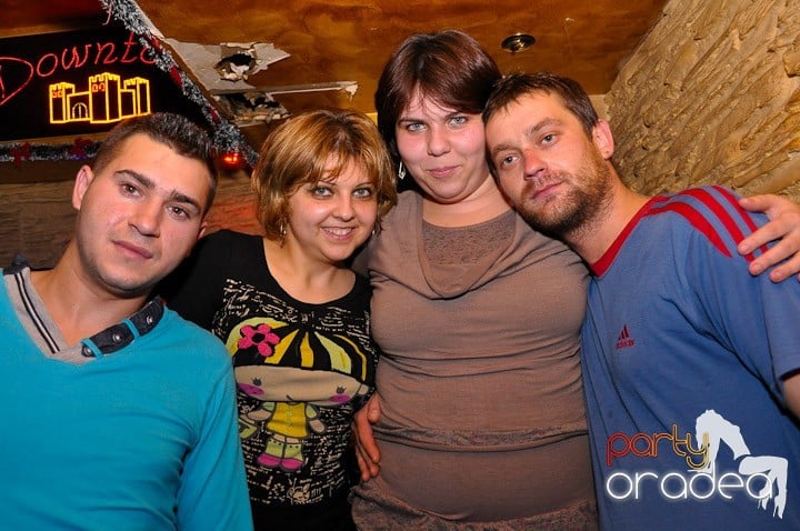 Distracţie în Club Downtown, 