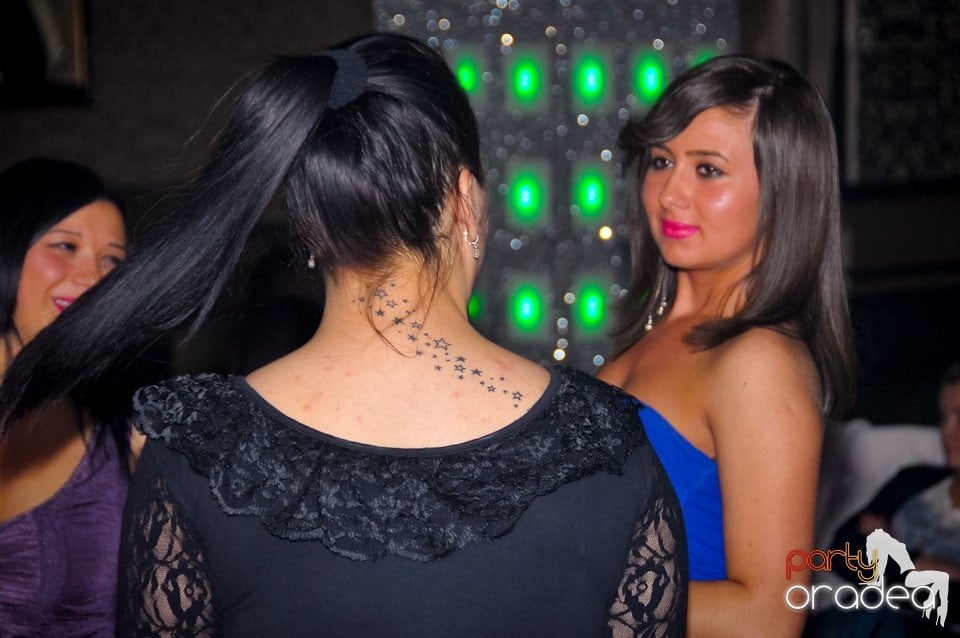 Distracţie în Club Life, 