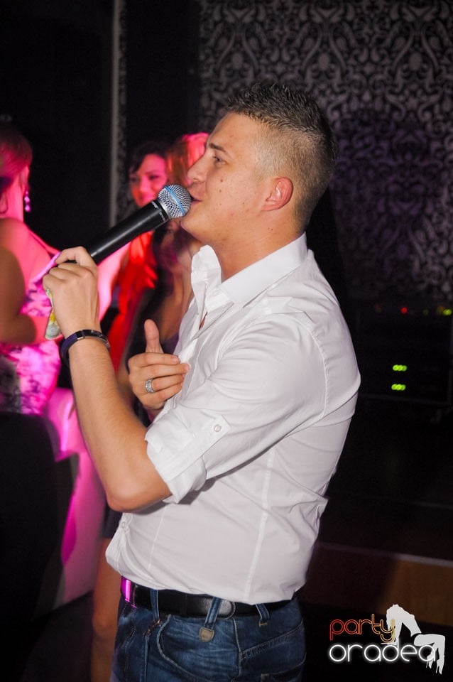 Distracţie în Club Life, 