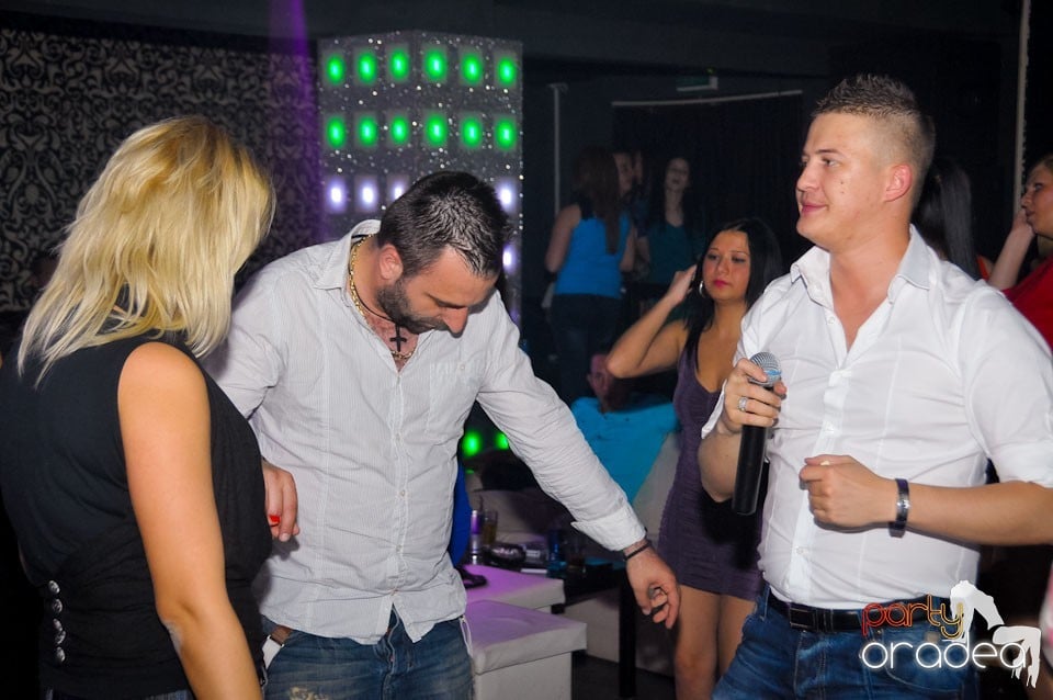 Distracţie în Club Life, 