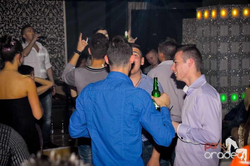 Distracţie în Club Life, 