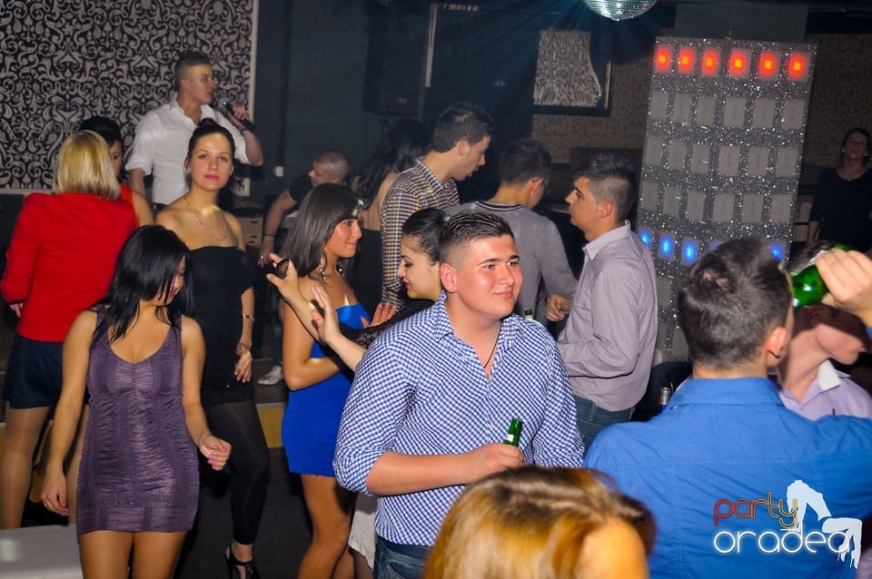 Distracţie în Club Life, 