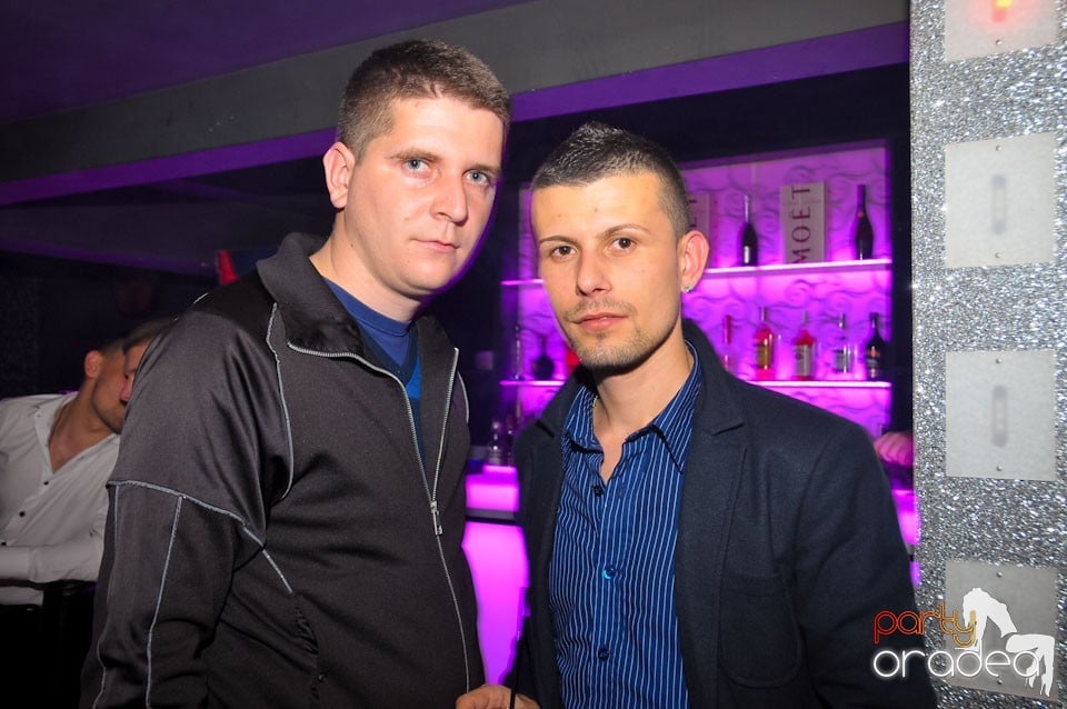 Distracţie în Club Life, 