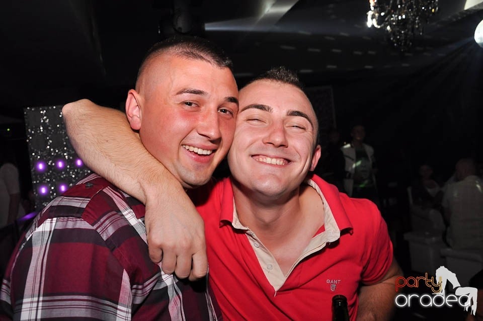 Distracţie în Club Life,