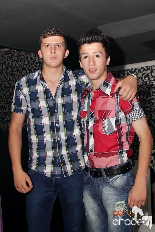 Distracţie în Club Life,