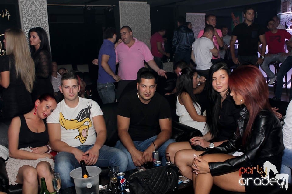 Distracţie în Club Life,
