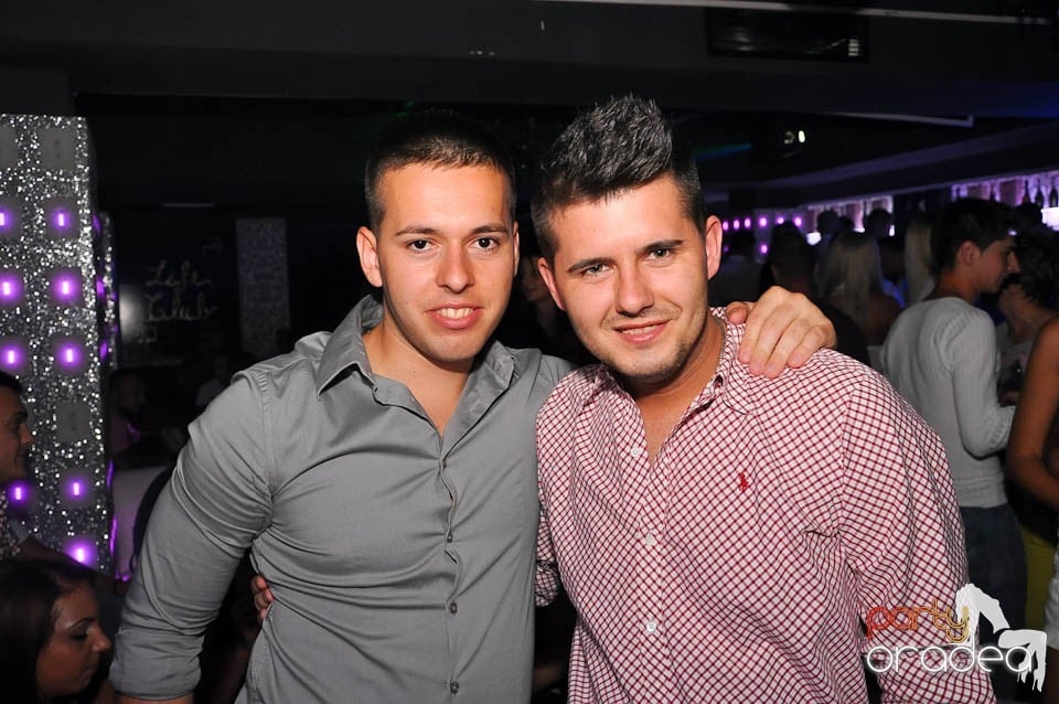 Distracţie în Club Life,