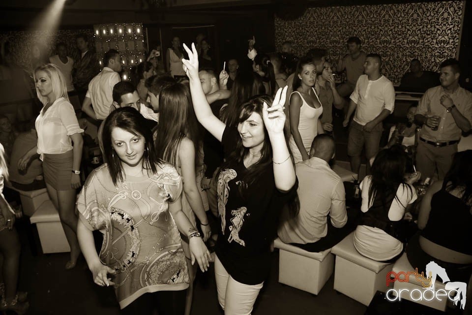 Distracţie în Club Life, 