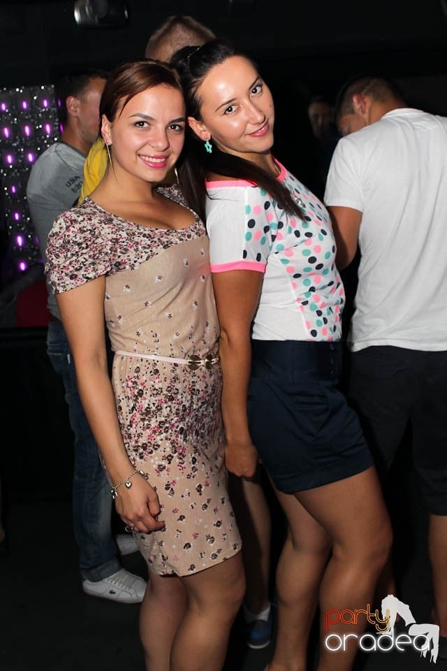 Distracţie în Club Life,