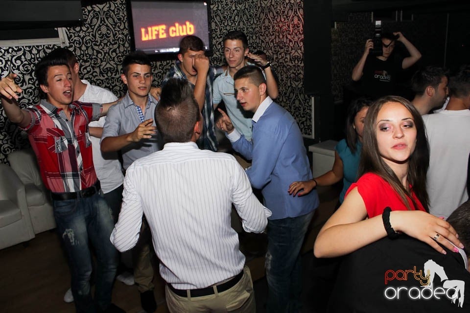 Distracţie în Club Life, 