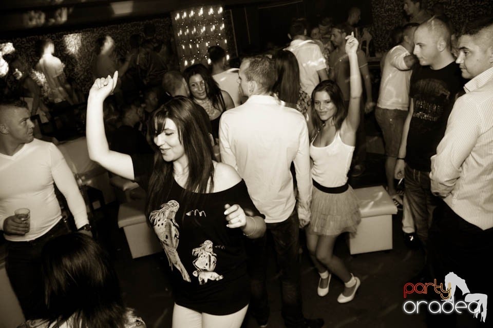 Distracţie în Club Life,