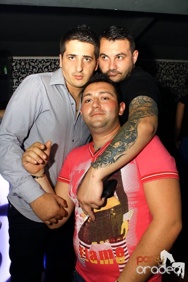 Distracţie în Club Life,