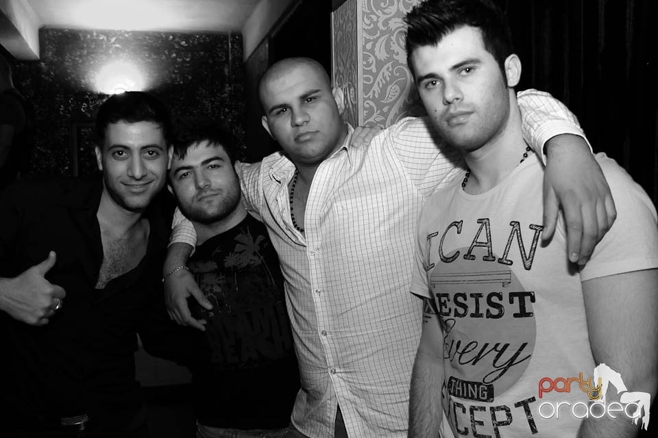 Distracţie în Club Life,