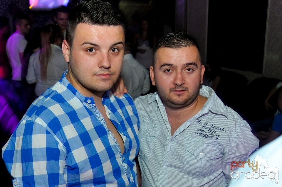 Distracţie în Club Life, 