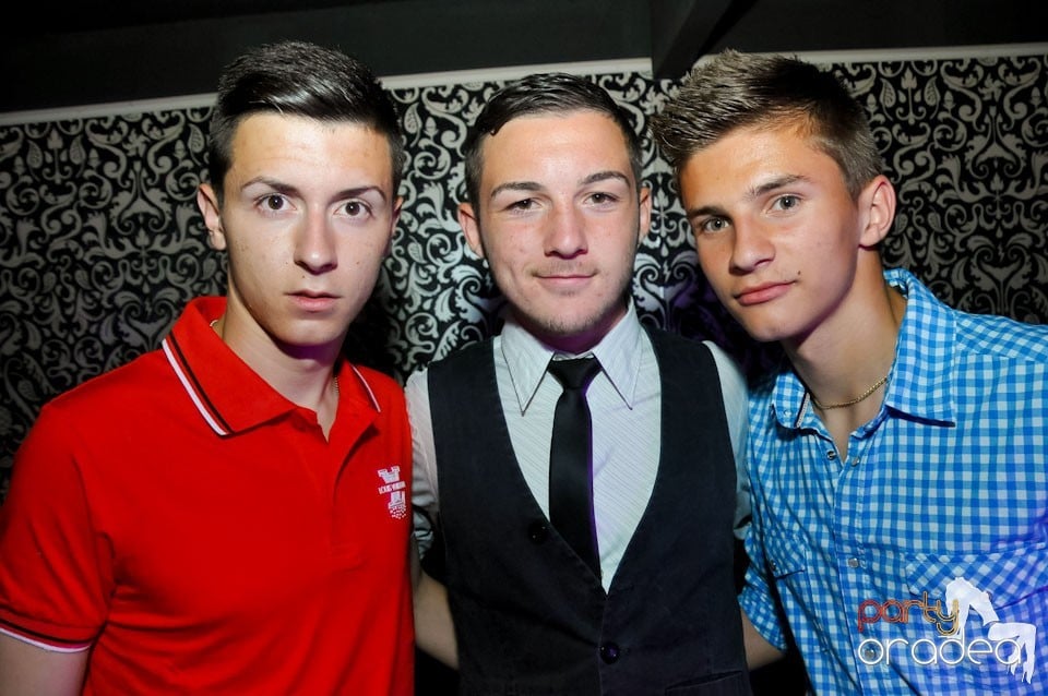 Distracţie în Club Life, 