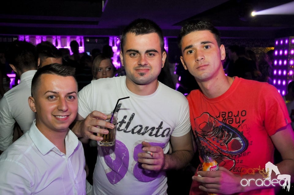 Distracţie în Club Life, 