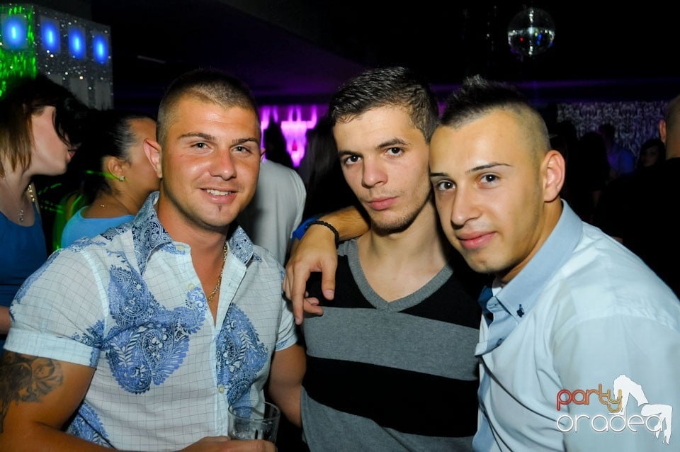 Distracţie în Club Life, 