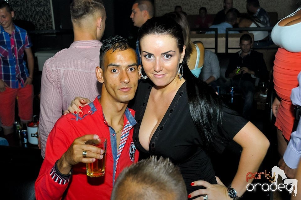 Distracţie în Club Life, 