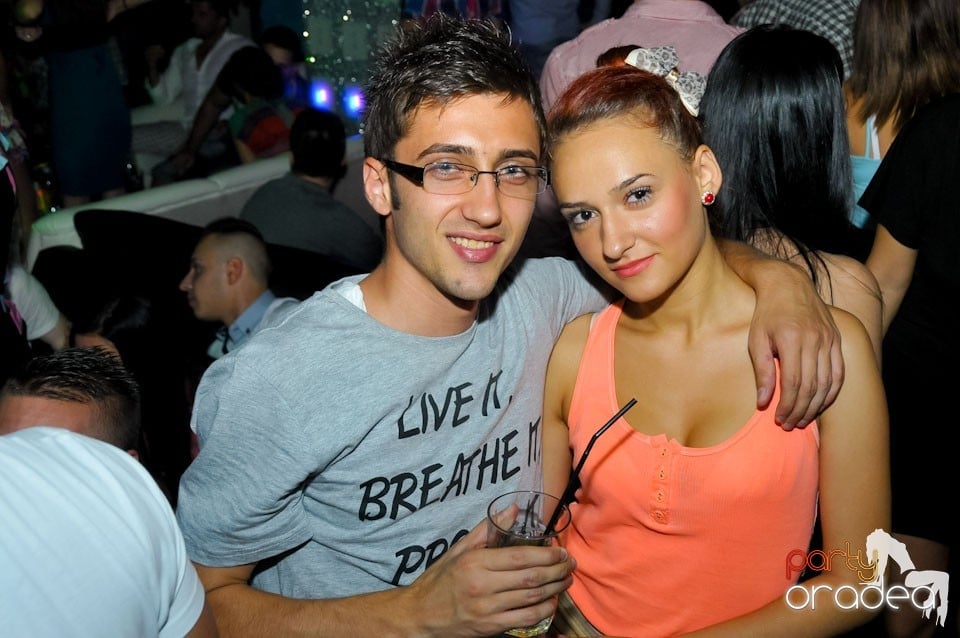 Distracţie în Club Life, 