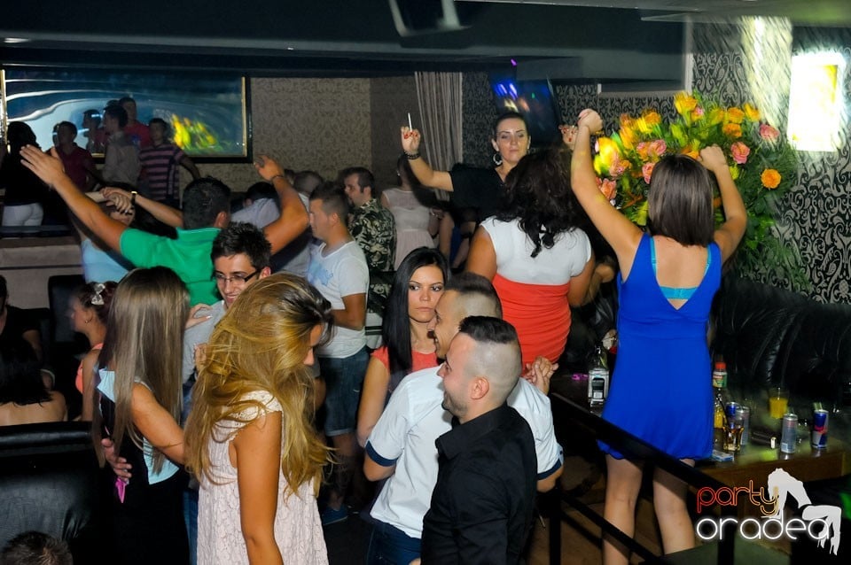 Distracţie în Club Life, 