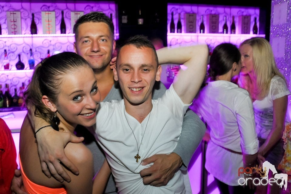 Distracţie în Club Life, 