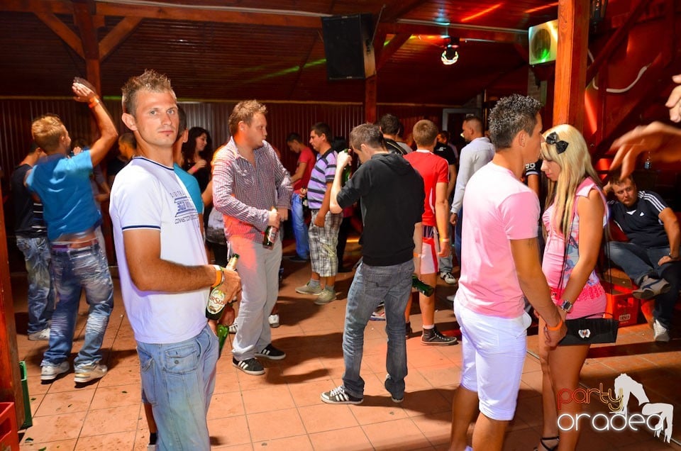 Distracţie în Disco Faház, 