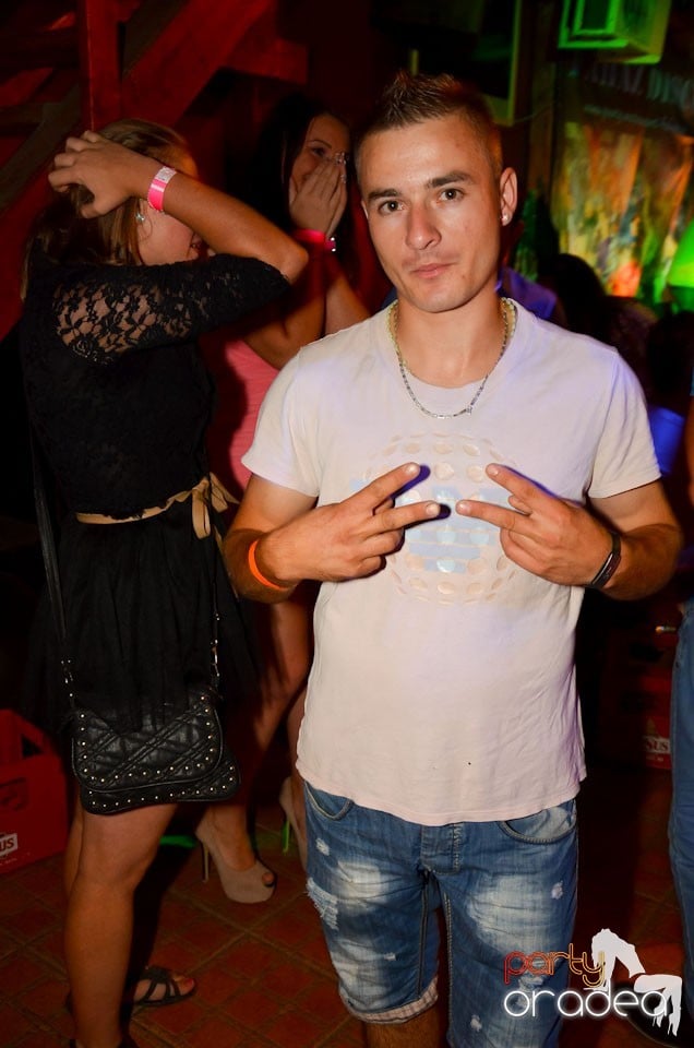 Distracţie în Disco Faház, 