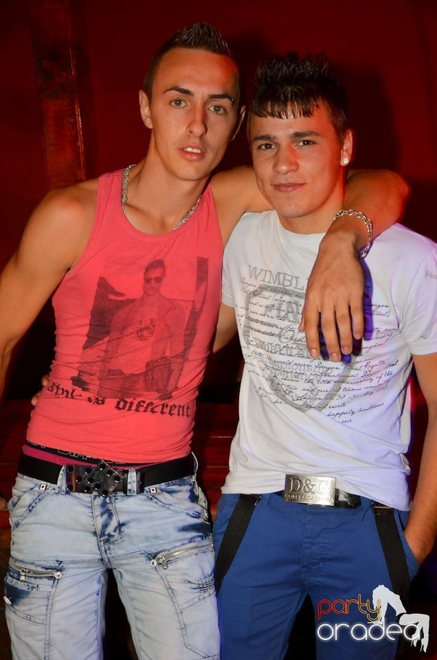 Distracţie în Disco Faház, 