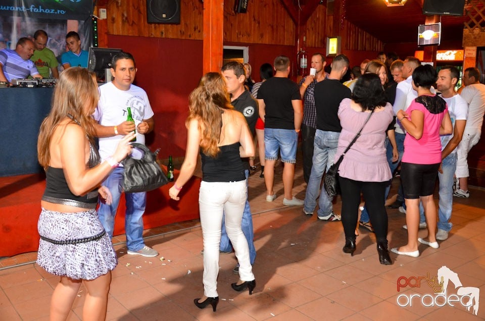 Distracţie în Disco Faház, 