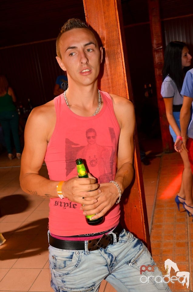 Distracţie în Disco Faház, 