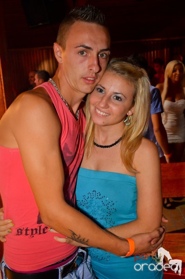 Distracţie în Disco Faház, 