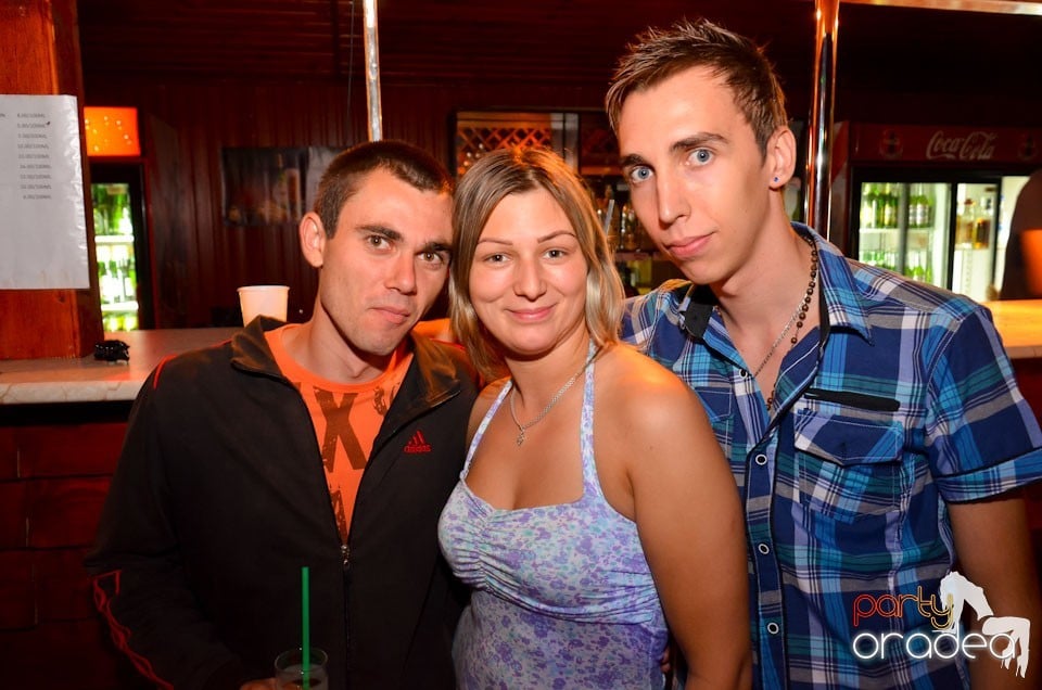 Distracţie în Disco Faház, 